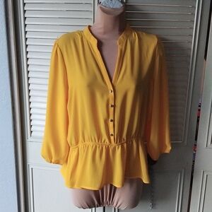 Nwot Yellow Top